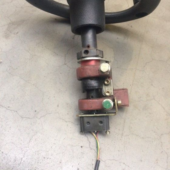 Steering Column with Steering wheel for Linde - Commande de gouvernail pour Matériel de manutention: photos 5 Steering Column with Steering wheel for Linde - Commande de gouvernail pour Matériel de manutention: photos 5