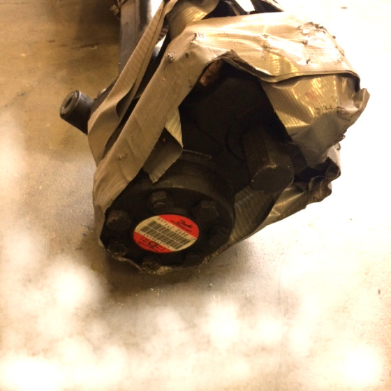 Steering column with hydraulic pump for Still R50-16 - Commande de gouvernail pour Matériel de manutention: photos 2 Steering column with hydraulic pump for Still R50-16 - Commande de gouvernail pour Matériel de manutention: photos 2