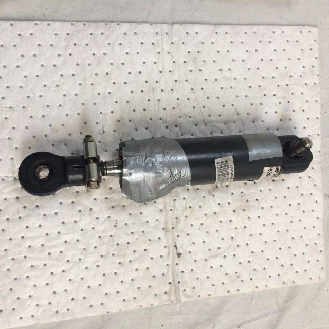 Tilt cylinder for Still/Wager FM 20 - Vérin hydraulique pour Matériel de manutention: photos 1 Tilt cylinder for Still/Wager FM 20 - Vérin hydraulique pour Matériel de manutention: photos 1