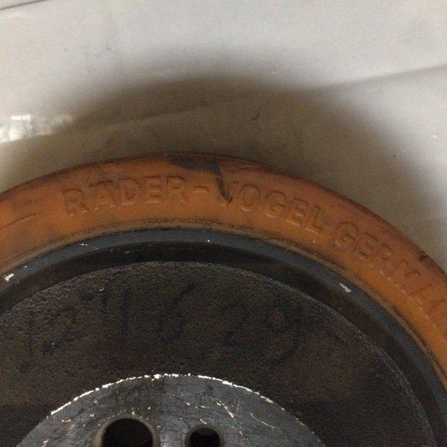 Wheel, Drive for Jungheinrich - Commande de gouvernail pour Matériel de manutention: photos 5 Wheel, Drive for Jungheinrich - Commande de gouvernail pour Matériel de manutention: photos 5