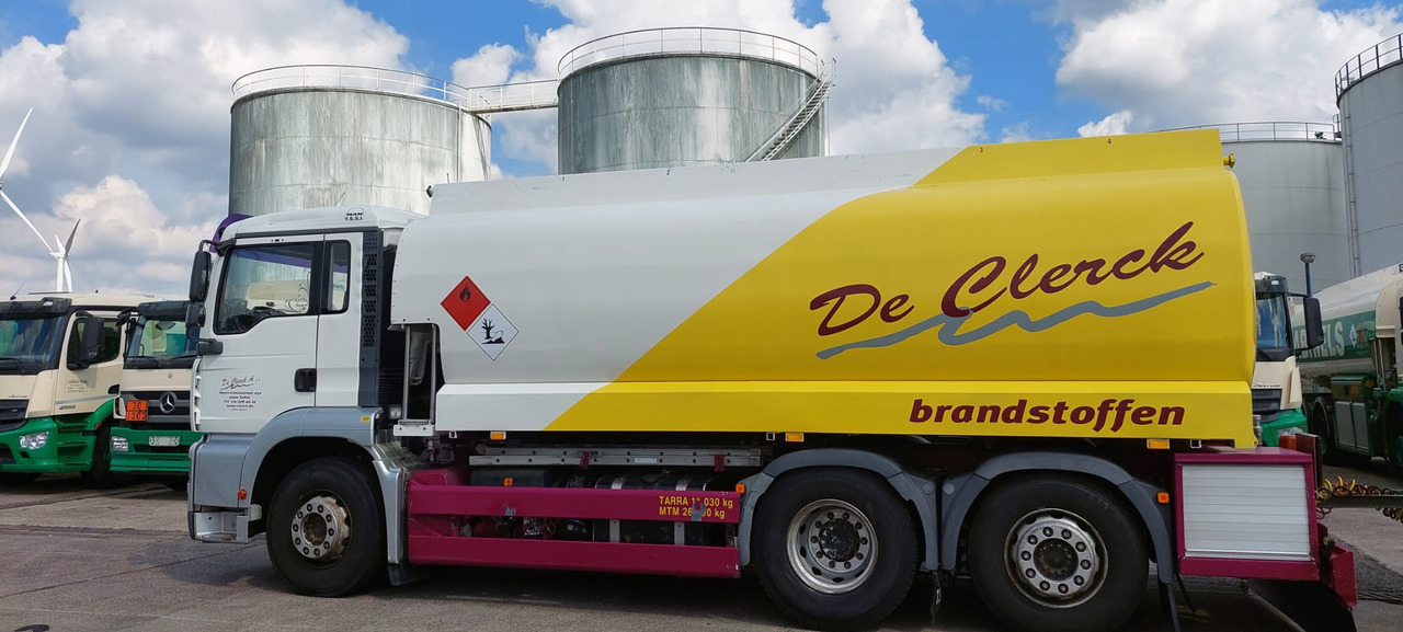 Camion citerne MAN: photos 11