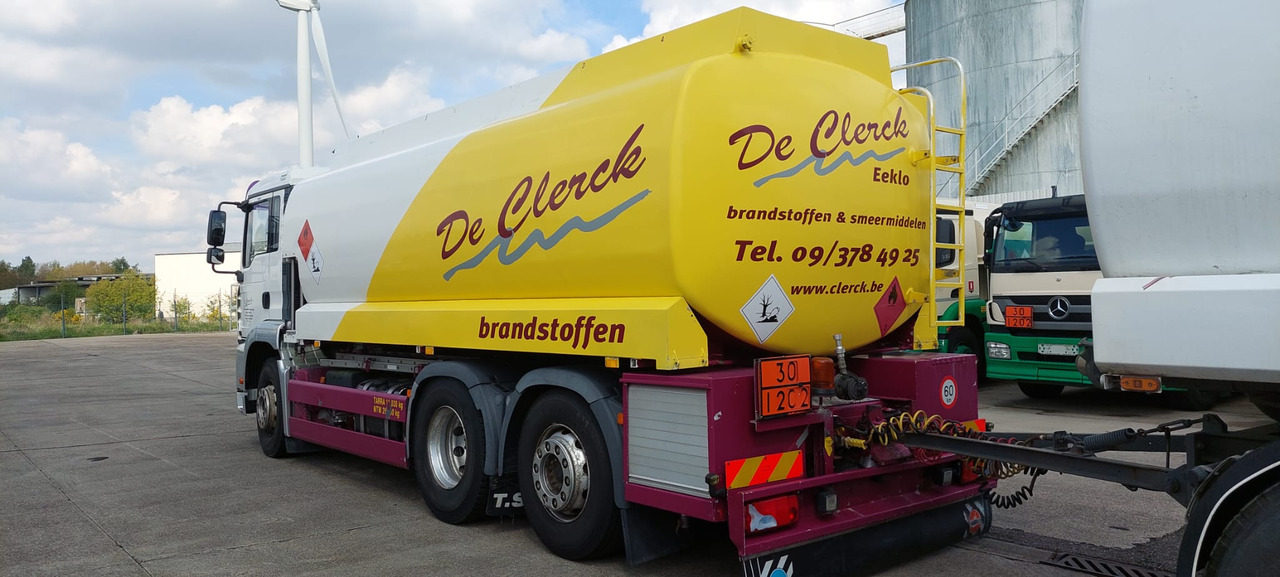 Camion citerne MAN: photos 10