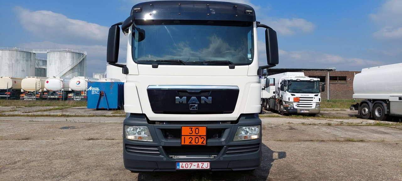 Camion citerne pour transport de carburant MAN TGS (lot of 4): photos 8