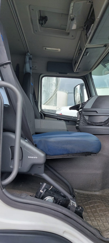 VOLVO FM - Camion citerne: photos 2 VOLVO FM - Camion citerne: photos 2