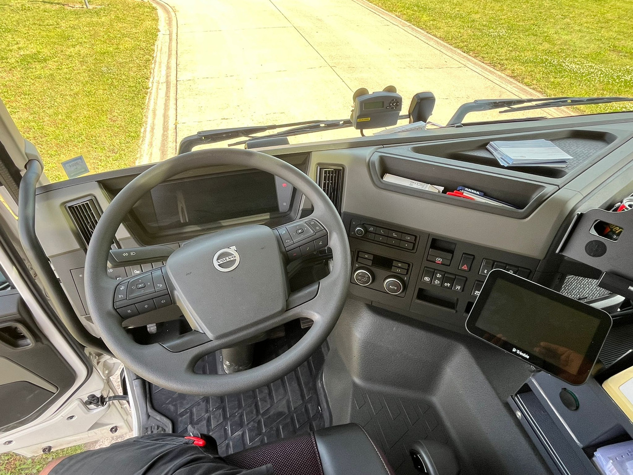 VOLVO FM - Camion citerne: photos 4 VOLVO FM - Camion citerne: photos 4