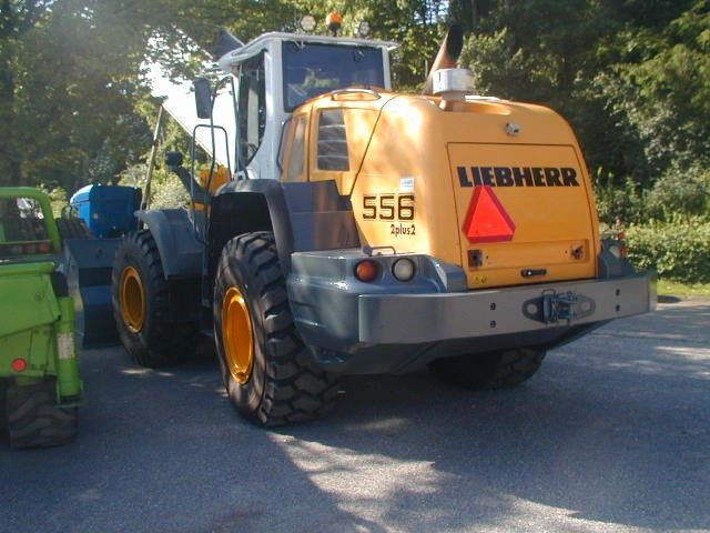 Liebherr L556 2plus2 - Chargeuse sur pneus: photos 4 Liebherr L556 2plus2 - Chargeuse sur pneus: photos 4