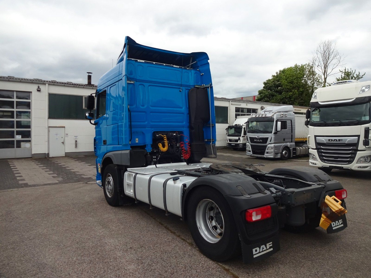 DAF XF 440, SC, Klima, 2 x Tank, Intarder, Standklim - Tracteur routier: photos 5 DAF XF 440, SC, Klima, 2 x Tank, Intarder, Standklim - Tracteur routier: photos 5