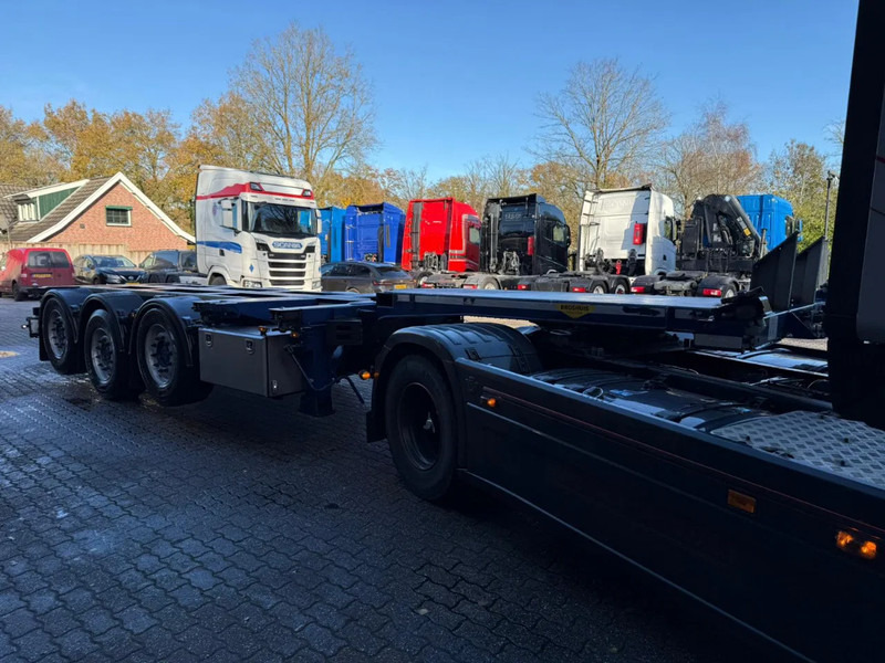 Broshuis 3UCC-39/45 2x20/30/40/45 FT Multi Liftas SAF Schijfremmen APK 08/2026 - Semi-remorque porte-conteneur/ Caisse mobile: photos 5 Broshuis 3UCC-39/45 2x20/30/40/45 FT Multi Liftas SAF Schijfremmen APK 08/2026 - Semi-remorque porte-conteneur/ Caisse mobile: photos 5