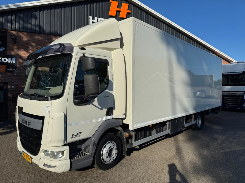 DAF LF 210 12T Airco 7.3M Koffer LBW 449.300KM NL Truck - Camion fourgon: photos 1 DAF LF 210 12T Airco 7.3M Koffer LBW 449.300KM NL Truck - Camion fourgon: photos 1