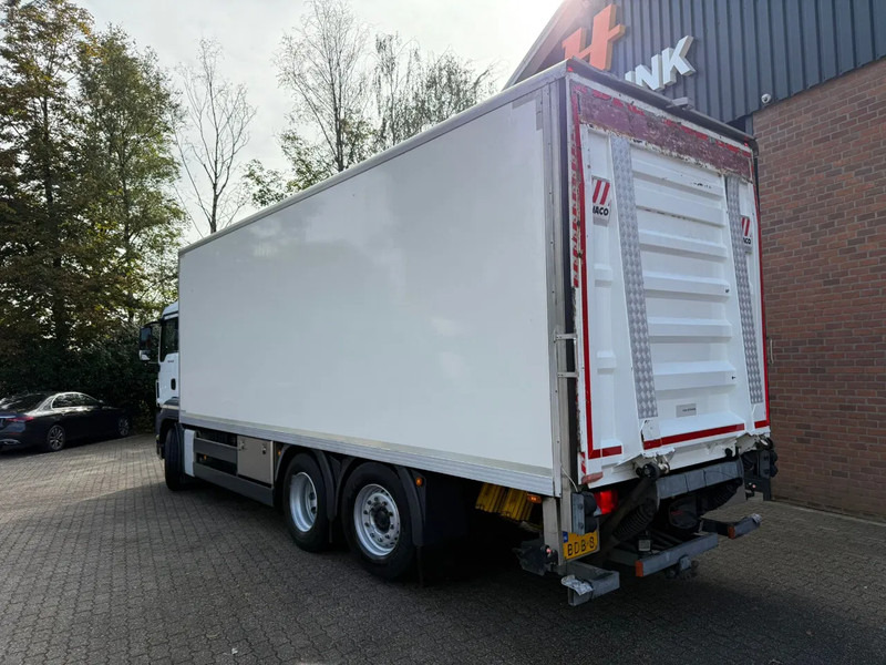 MAN TGS 26.320 Koffer Stuuras AHK 3.000KG LBW 353.980KM! NL Truck APK/TUV 11-03-2026 - Camion fourgon: photos 3 MAN TGS 26.320 Koffer Stuuras AHK 3.000KG LBW 353.980KM! NL Truck APK/TUV 11-03-2026 - Camion fourgon: photos 3