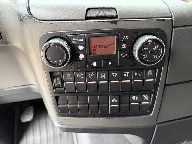 Camion fourgon MAN TGX 26.400 2X! 6X2 JUMBO Kombi 120m3 Complete 2015, Galvanized: photos 9 Camion fourgon MAN TGX 26.400 2X! 6X2 JUMBO Kombi 120m3 Complete 2015, Galvanized: photos 9