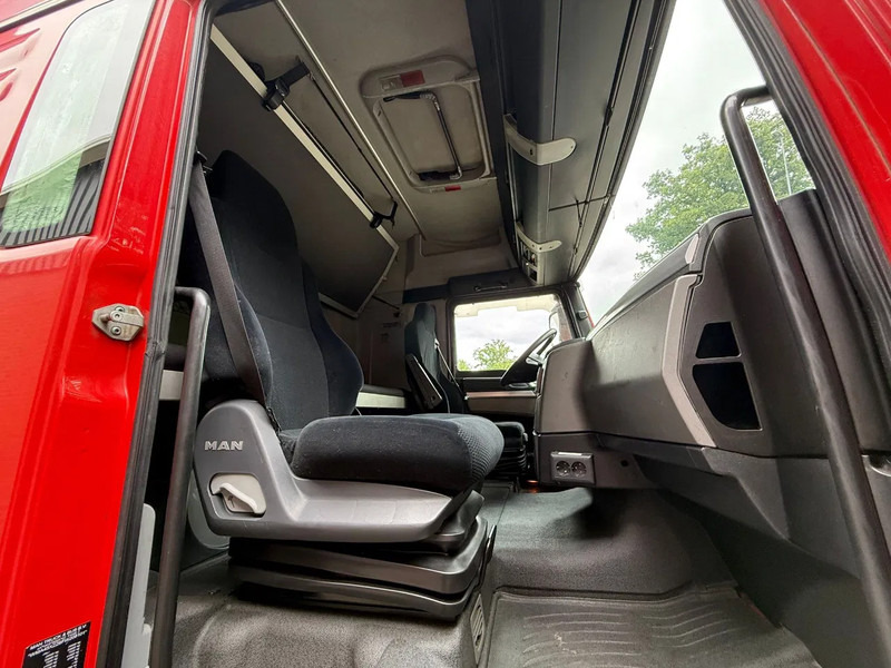 Camion fourgon MAN TGX 26.400 2X! 6X2 JUMBO Kombi 120m3 Complete 2015, Galvanized: photos 8 Camion fourgon MAN TGX 26.400 2X! 6X2 JUMBO Kombi 120m3 Complete 2015, Galvanized: photos 8