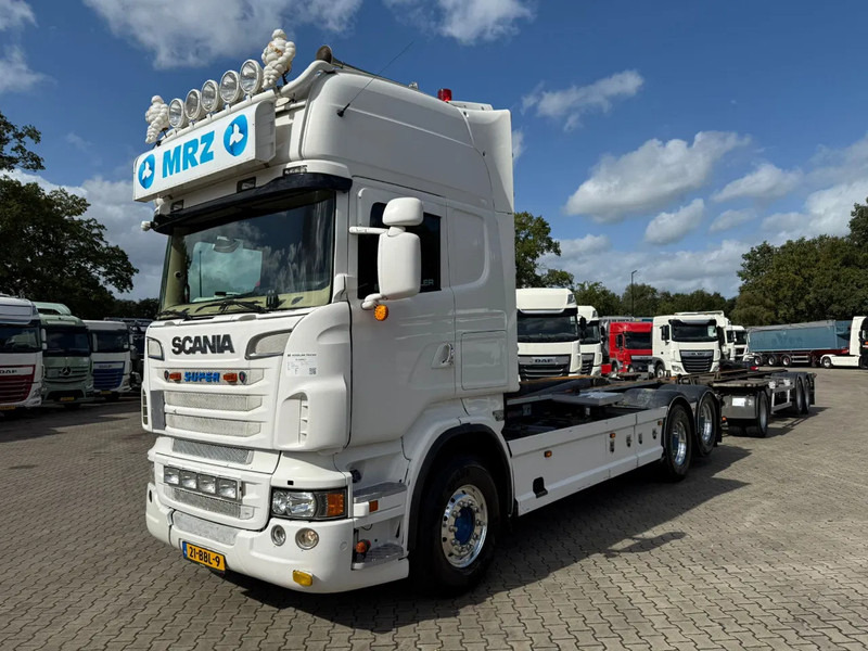 Scania R560 V8 6X2 VDL Haakarm AHK NL Truck - Camion ampliroll: photos 1 Scania R560 V8 6X2 VDL Haakarm AHK NL Truck - Camion ampliroll: photos 1