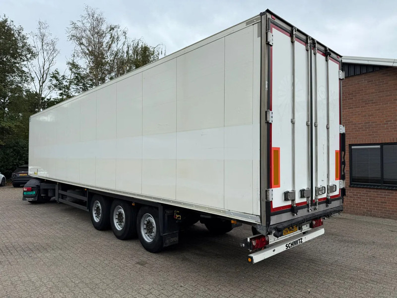Schmitz Cargobull SKO 24 5x Meatrails Rohrbahnen Fleisch Carrier Vector 1950MT lnclusief haken - Semi-remorque isothermique: photos 3 Schmitz Cargobull SKO 24 5x Meatrails Rohrbahnen Fleisch Carrier Vector 1950MT lnclusief haken - Semi-remorque isothermique: photos 3