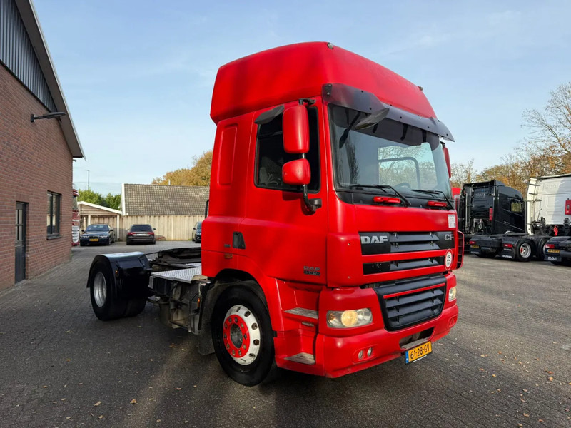 DAF CF 85.410 MMBS! Lanbouwkenteken, handgeschakeld, pto voorbereiding - Tracteur routier: photos 4 DAF CF 85.410 MMBS! Lanbouwkenteken, handgeschakeld, pto voorbereiding - Tracteur routier: photos 4