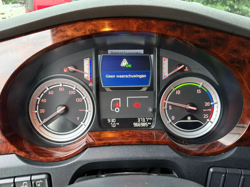 Tracteur routier DAF XF 440 6X2 FTP Space Cab Standairco NL Truck: photos 11 Tracteur routier DAF XF 440 6X2 FTP Space Cab Standairco NL Truck: photos 11