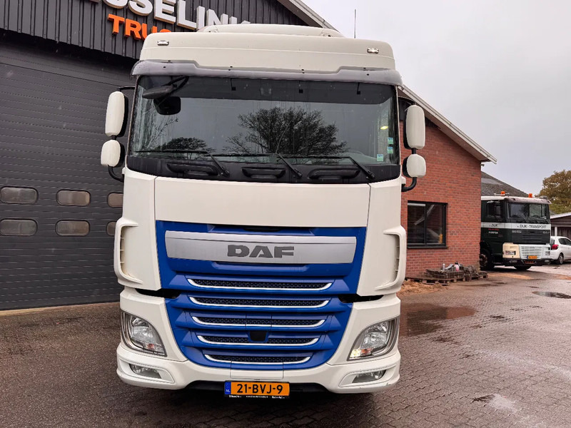 DAF XF 440 Space Cab Alcoa 683.700KM! NL Truck - Tracteur routier: photos 4 DAF XF 440 Space Cab Alcoa 683.700KM! NL Truck - Tracteur routier: photos 4