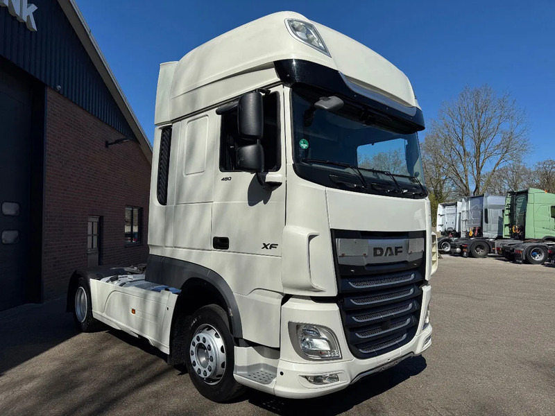 DAF XF 480 SSC Super Space 2x tank LED 227.650KM! ACC - Tracteur routier: photos 2 DAF XF 480 SSC Super Space 2x tank LED 227.650KM! ACC - Tracteur routier: photos 2