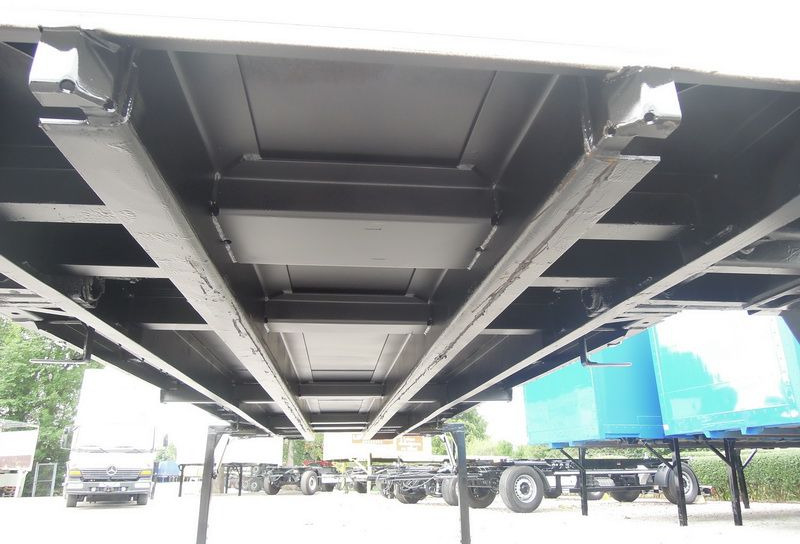 Krone BDF System 7.450 mm lang, Eckhöhe: 2.930 mm,\nLACK + PLANE NEU! - Carrosserie bâchee: photos 4 Krone BDF System 7.450 mm lang, Eckhöhe: 2.930 mm,\nLACK + PLANE NEU! - Carrosserie bâchee: photos 4