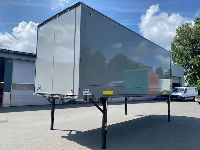 Krone BDF-System, 7.450 mm lang, Portaltüren, RAL 7037 Staubgrau - Carrosserie fourgon: photos 1 Krone BDF-System, 7.450 mm lang, Portaltüren, RAL 7037 Staubgrau - Carrosserie fourgon: photos 1