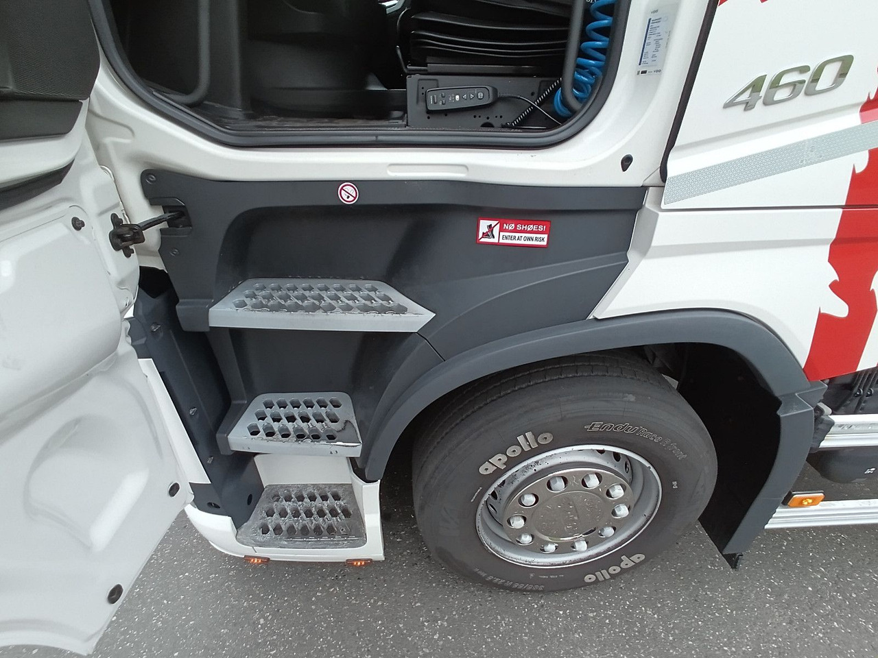 Camion porte-conteneur/ Caisse mobile Volvo FH 460 Globe "VIN-LB"MultiBDF I-PARC LENKACHSE: photos 8 Camion porte-conteneur/ Caisse mobile Volvo FH 460 Globe "VIN-LB"MultiBDF I-PARC LENKACHSE: photos 8