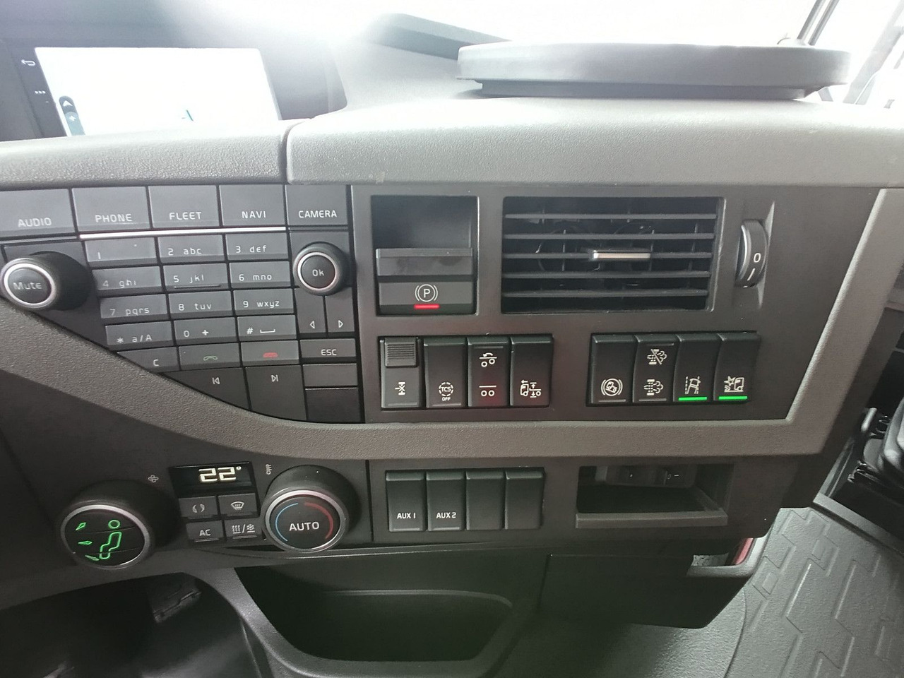 Camion porte-conteneur/ Caisse mobile Volvo FH 460 Globe "VIN-LB"MultiBDF I-PARC LENKACHSE: photos 11 Camion porte-conteneur/ Caisse mobile Volvo FH 460 Globe "VIN-LB"MultiBDF I-PARC LENKACHSE: photos 11