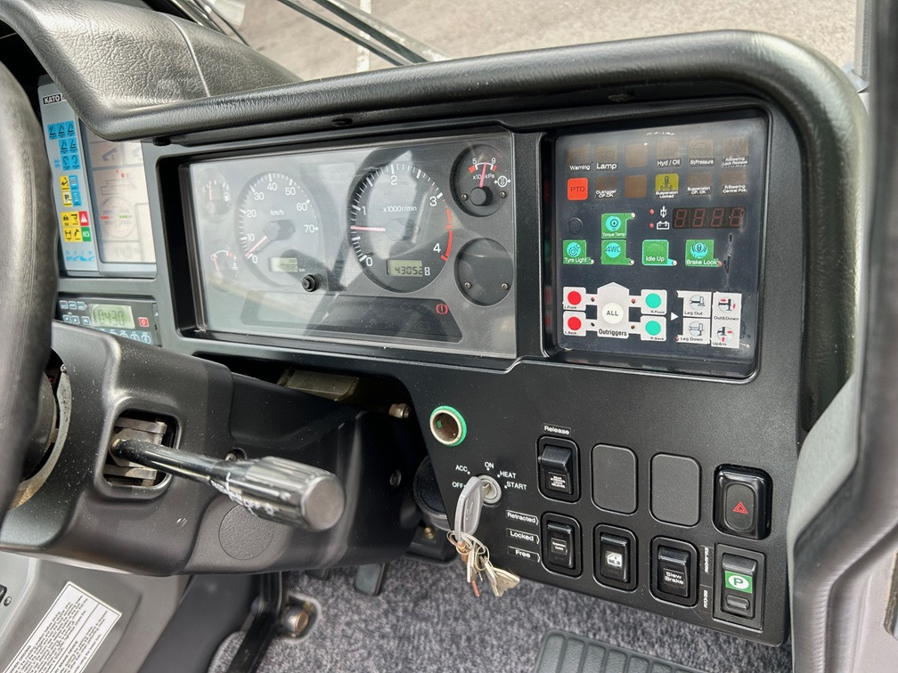 Grue mobile KATO 13 Ton City Crane - Excellent Condition: photos 36