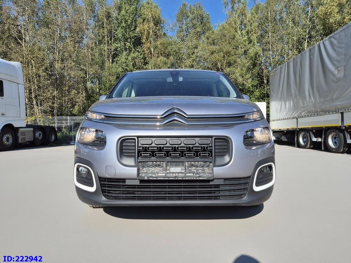 CITROEN Berlingo - Voiture: photos 2 CITROEN Berlingo - Voiture: photos 2