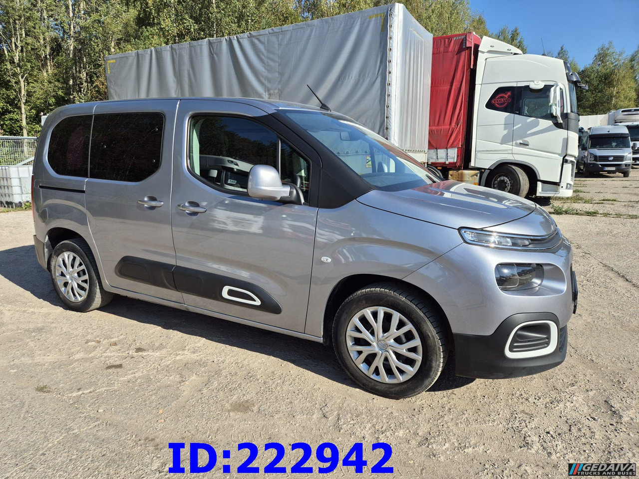 CITROEN Berlingo - Voiture: photos 4 CITROEN Berlingo - Voiture: photos 4