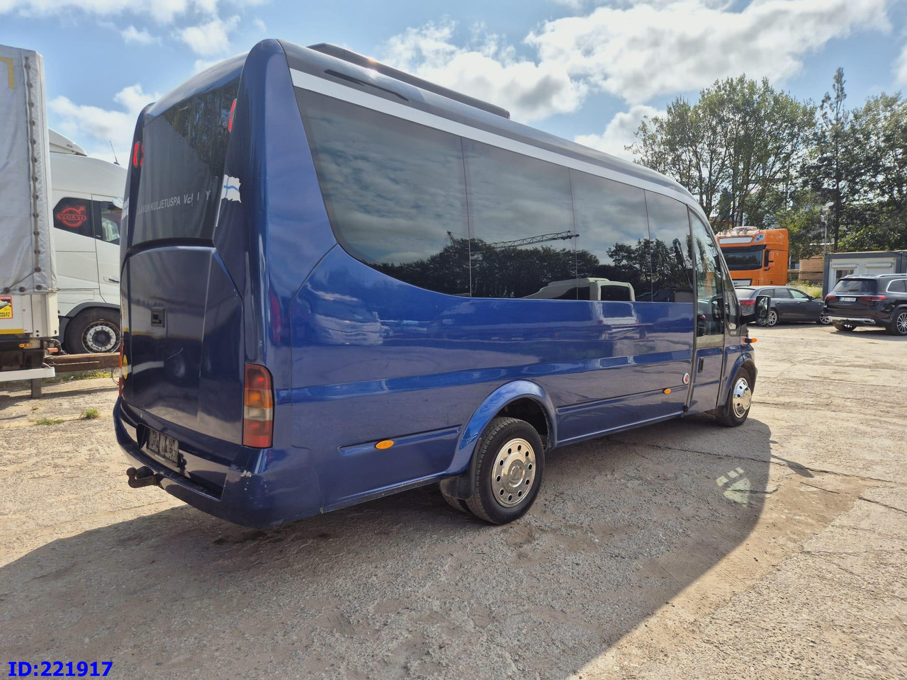 FORD Sunset VIP 17-seats - Autocar: photos 1 FORD Sunset VIP 17-seats - Autocar: photos 1
