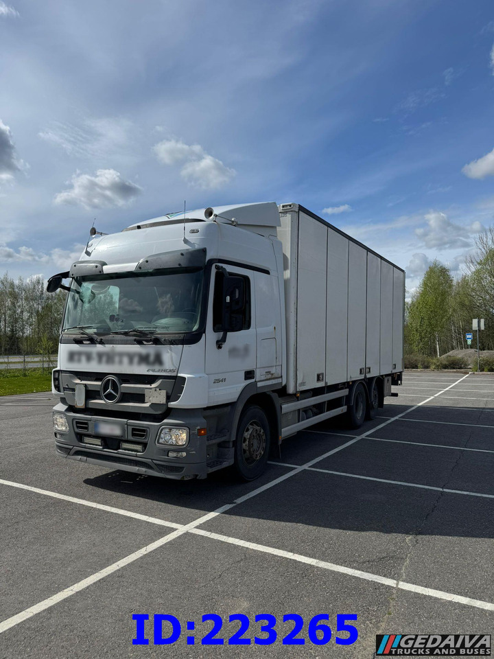 MERCEDES-BENZ Actros 2541 6x2 Retarder Euro5 - Camion isothermique: photos 1 MERCEDES-BENZ Actros 2541 6x2 Retarder Euro5 - Camion isothermique: photos 1