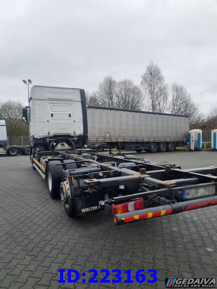 MERCEDES-BENZ Actros 2542 BDF 6x2 Euro6 - Châssis cabine: photos 4 MERCEDES-BENZ Actros 2542 BDF 6x2 Euro6 - Châssis cabine: photos 4