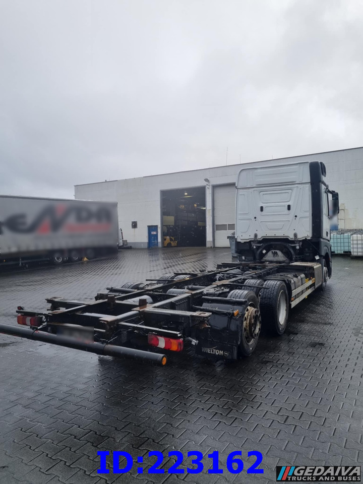 MERCEDES-BENZ Actros 2542 BDF 6x2 Euro6 - Châssis cabine: photos 4 MERCEDES-BENZ Actros 2542 BDF 6x2 Euro6 - Châssis cabine: photos 4