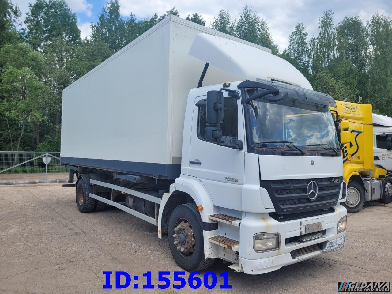 MERCEDES-BENZ Axor 1828 Manual - Camion isothermique: photos 3 MERCEDES-BENZ Axor 1828 Manual - Camion isothermique: photos 3