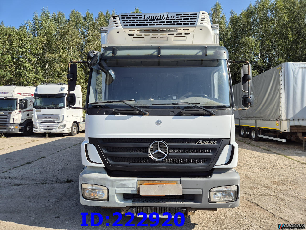 MERCEDES-BENZ Axor 1829  Manual + Tail lift - Camion frigorifique: photos 2 MERCEDES-BENZ Axor 1829  Manual + Tail lift - Camion frigorifique: photos 2