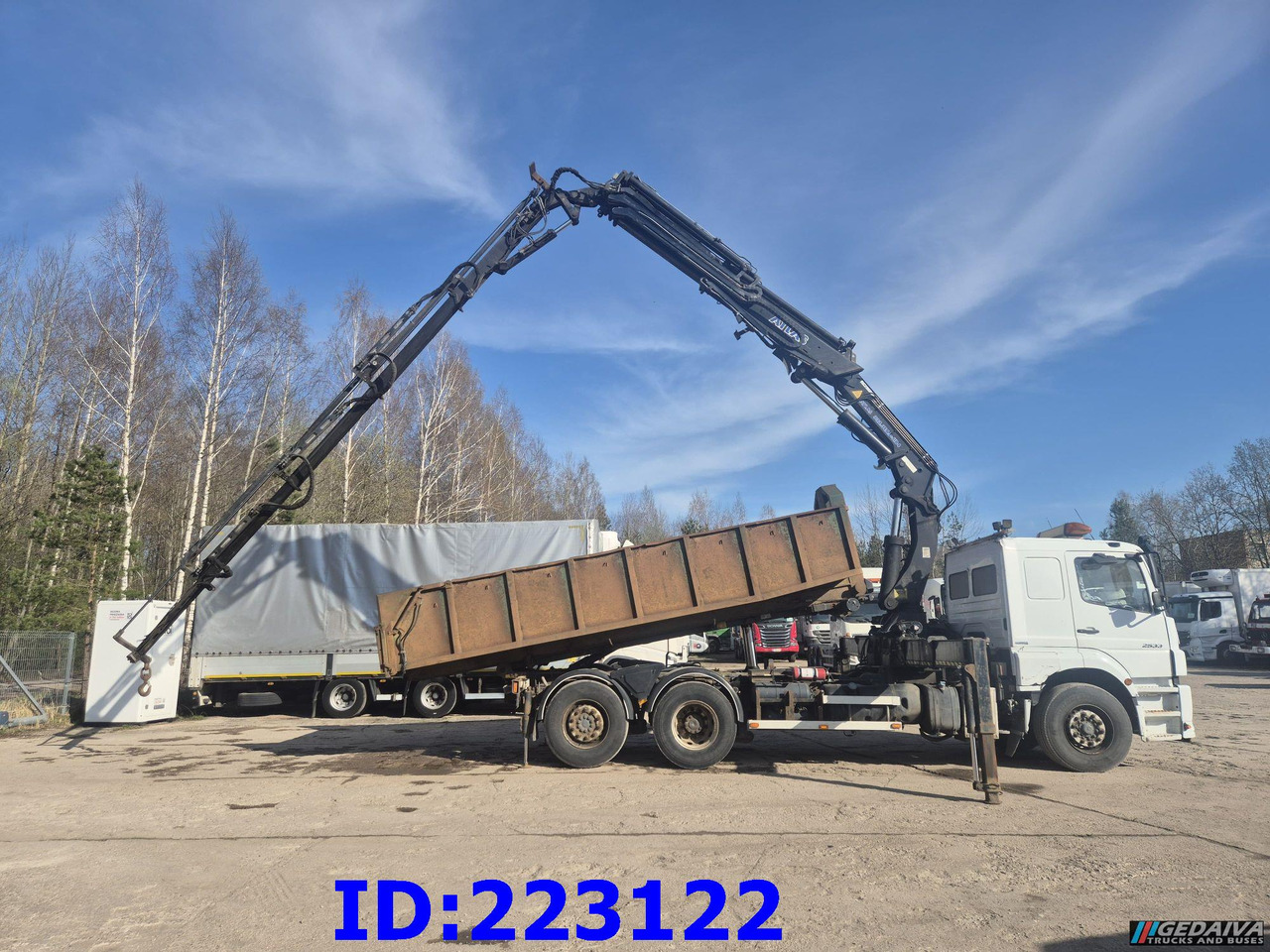 MERCEDES-BENZ Axor 2533 6x2 + Atlas 332.3E Crane - Camion benne: photos 5 MERCEDES-BENZ Axor 2533 6x2 + Atlas 332.3E Crane - Camion benne: photos 5