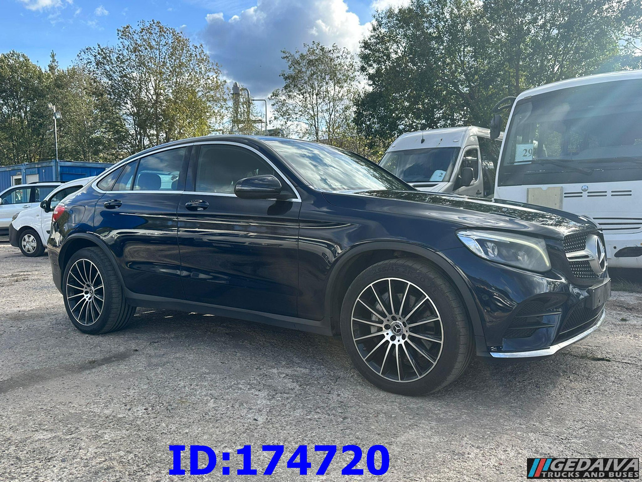 MERCEDES-BENZ GLC Coupe 220 4x4 - SUV: photos 2 MERCEDES-BENZ GLC Coupe 220 4x4 - SUV: photos 2