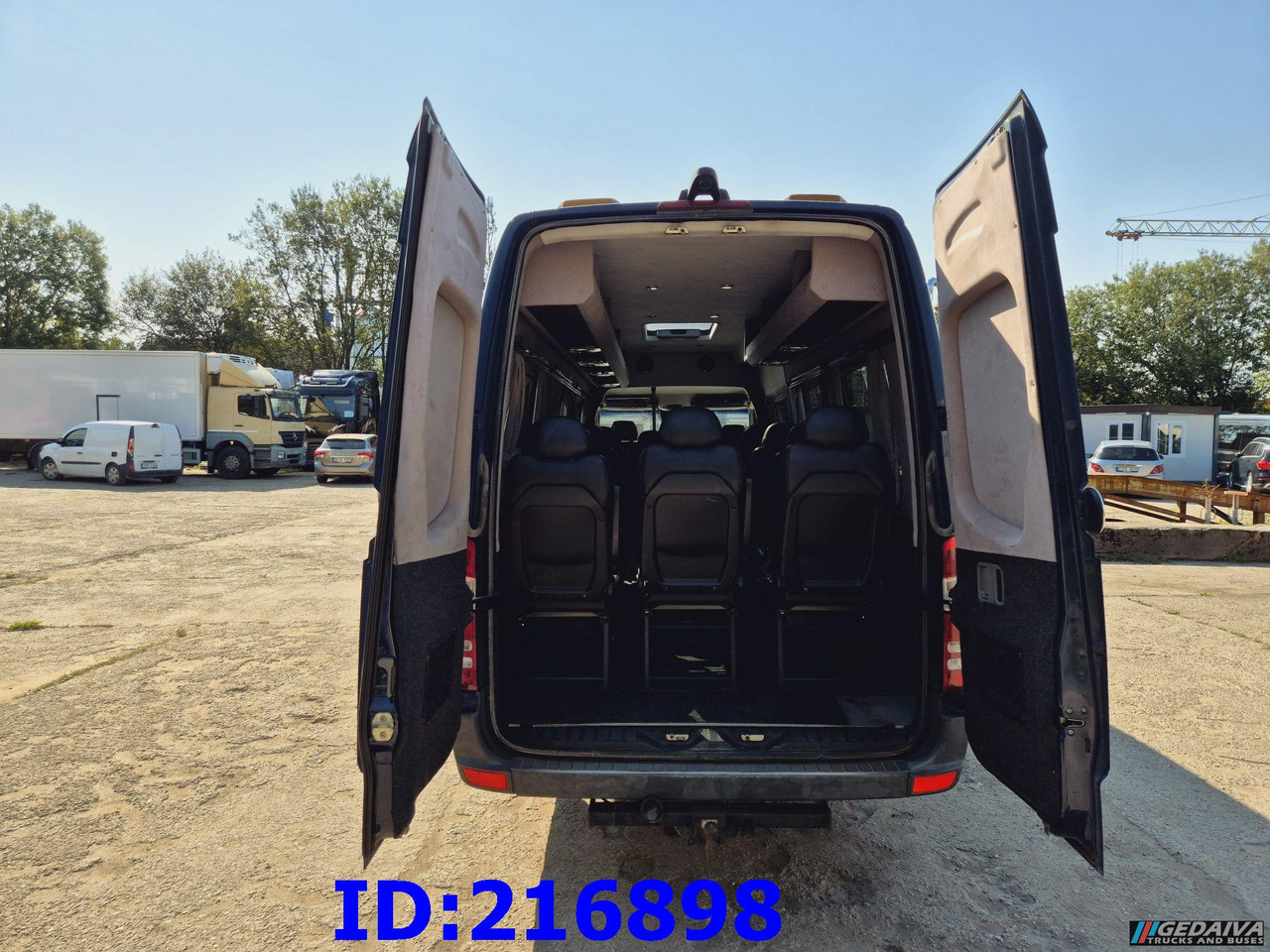 MERCEDES-BENZ Sprinter 516 - VIP - Tamlans 16-seater - Autocar: photos 5 MERCEDES-BENZ Sprinter 516 - VIP - Tamlans 16-seater - Autocar: photos 5