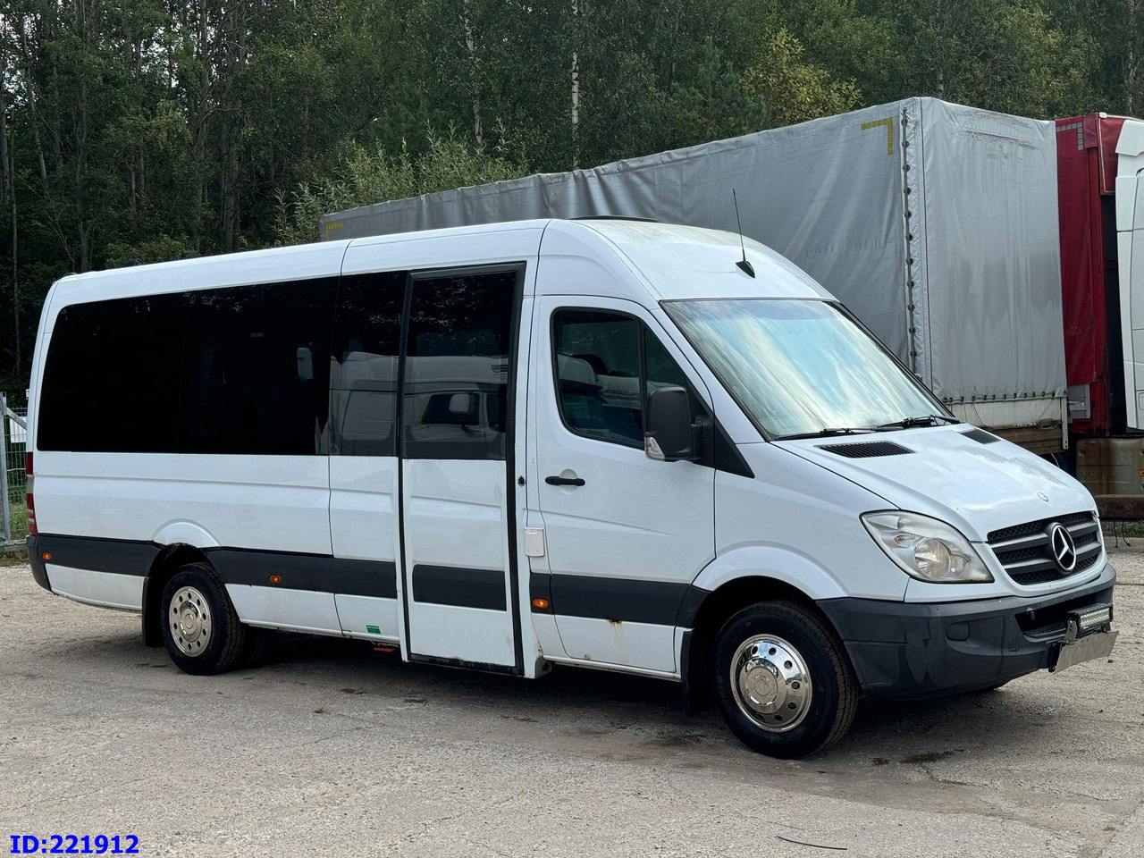 MERCEDES-BENZ Sprinter 518 VIP 17-Place - Autocar: photos 4 MERCEDES-BENZ Sprinter 518 VIP 17-Place - Autocar: photos 4