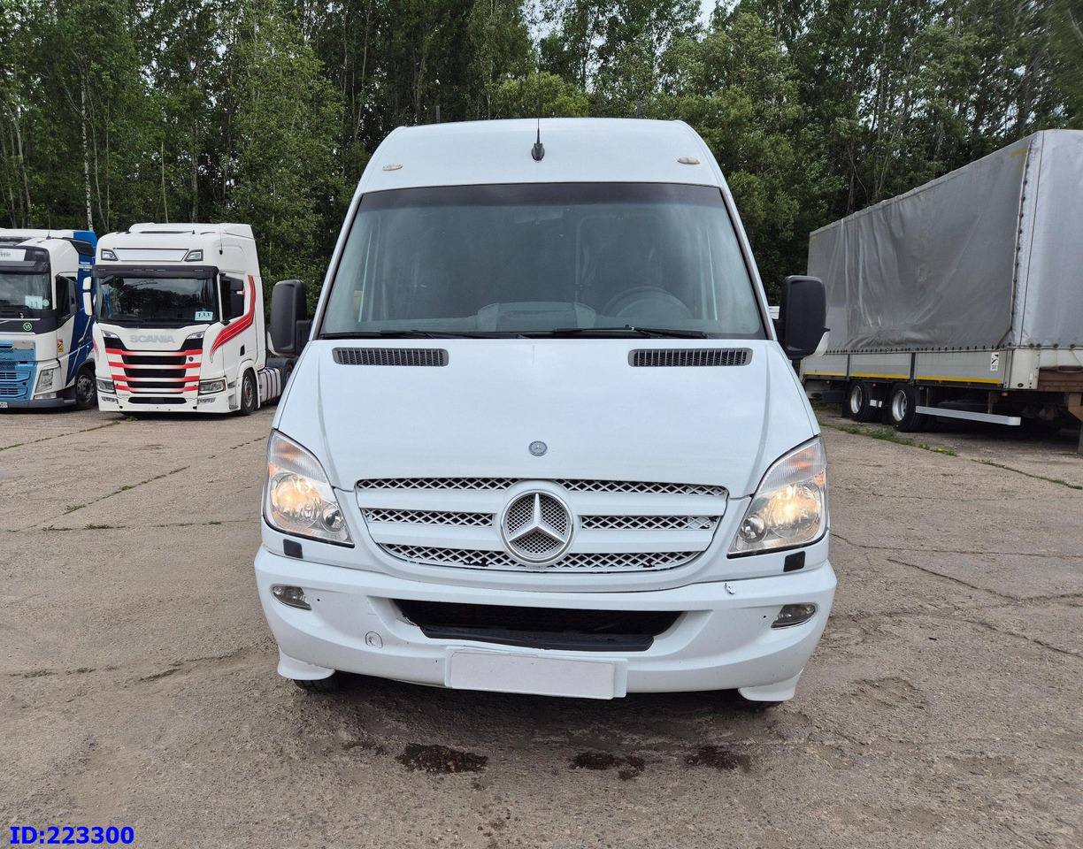 MERCEDES-BENZ Sprinter 518 VIP - 17 Seater - Autocar: photos 2 MERCEDES-BENZ Sprinter 518 VIP - 17 Seater - Autocar: photos 2