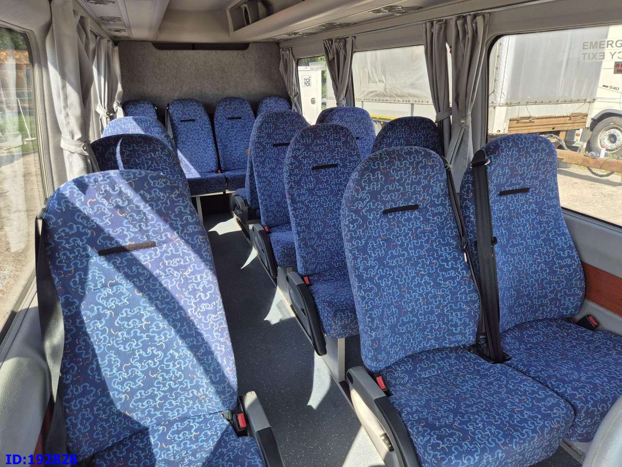 Autocar MERCEDES-BENZ Sprinter 519 - 17 place - Euro5: photos 16 Autocar MERCEDES-BENZ Sprinter 519 - 17 place - Euro5: photos 16