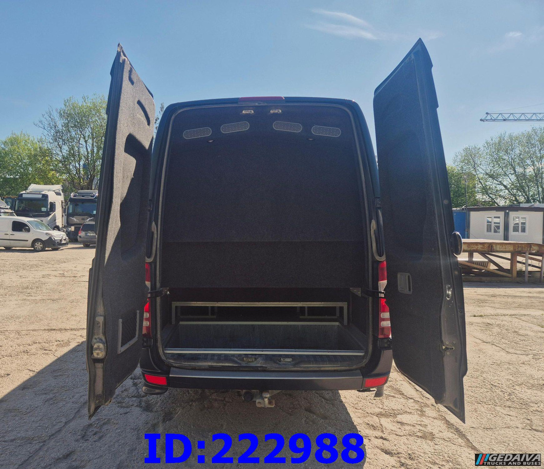 MERCEDES-BENZ Sprinter 519 VIP - 17 Seater - Autocar: photos 5 MERCEDES-BENZ Sprinter 519 VIP - 17 Seater - Autocar: photos 5