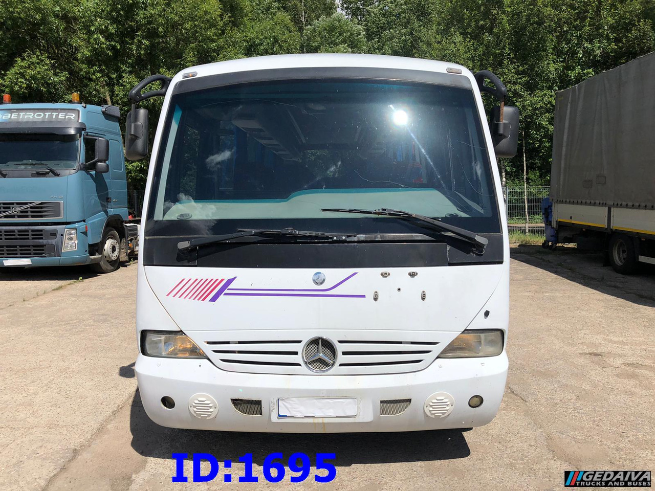 MERCEDES-BENZ Vario Medio 815 30-Seater - Autocar: photos 2 MERCEDES-BENZ Vario Medio 815 30-Seater - Autocar: photos 2