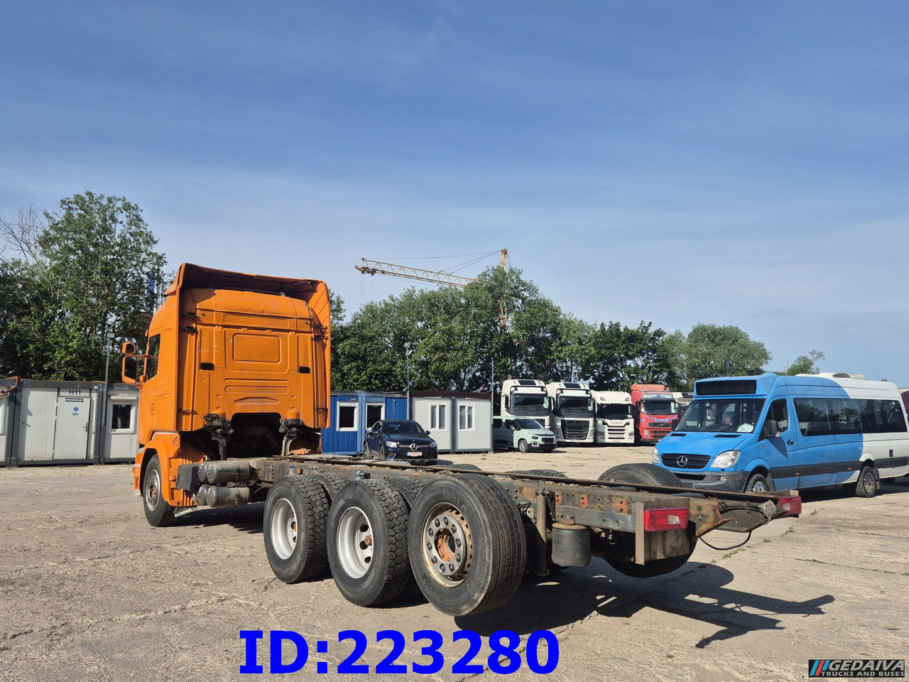 SCANIA R580 V8 8X4 Retarder (Steering axle) - Châssis cabine: photos 5 SCANIA R580 V8 8X4 Retarder (Steering axle) - Châssis cabine: photos 5