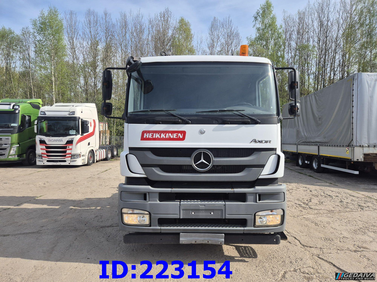 MERCEDES-BENZ Axor 1840 + Crane Epsilon Palfinger 0150Z - Tracteur routier: photos 2 MERCEDES-BENZ Axor 1840 + Crane Epsilon Palfinger 0150Z - Tracteur routier: photos 2