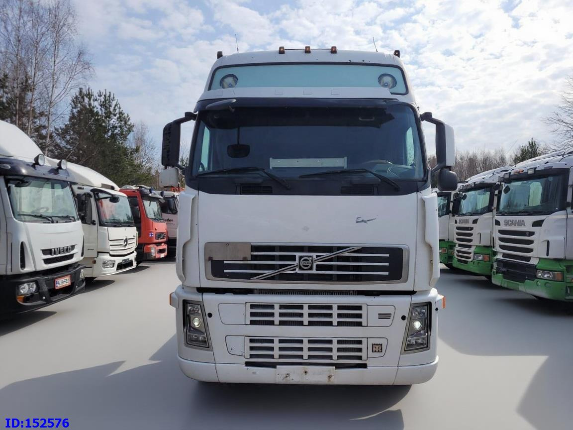 VOLVO FH13 480HP 6x2 - Tracteur routier: photos 2 VOLVO FH13 480HP 6x2 - Tracteur routier: photos 2