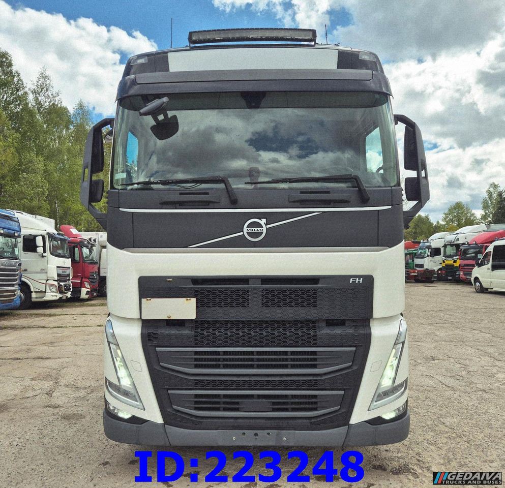 VOLVO FH13 500HP 6x4 - Tracteur routier: photos 2 VOLVO FH13 500HP 6x4 - Tracteur routier: photos 2