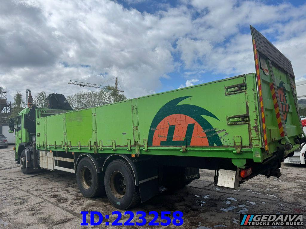 Camion plateau VOLVO 300HP 6x2 + HIAB 144B -3 CL: photos 7