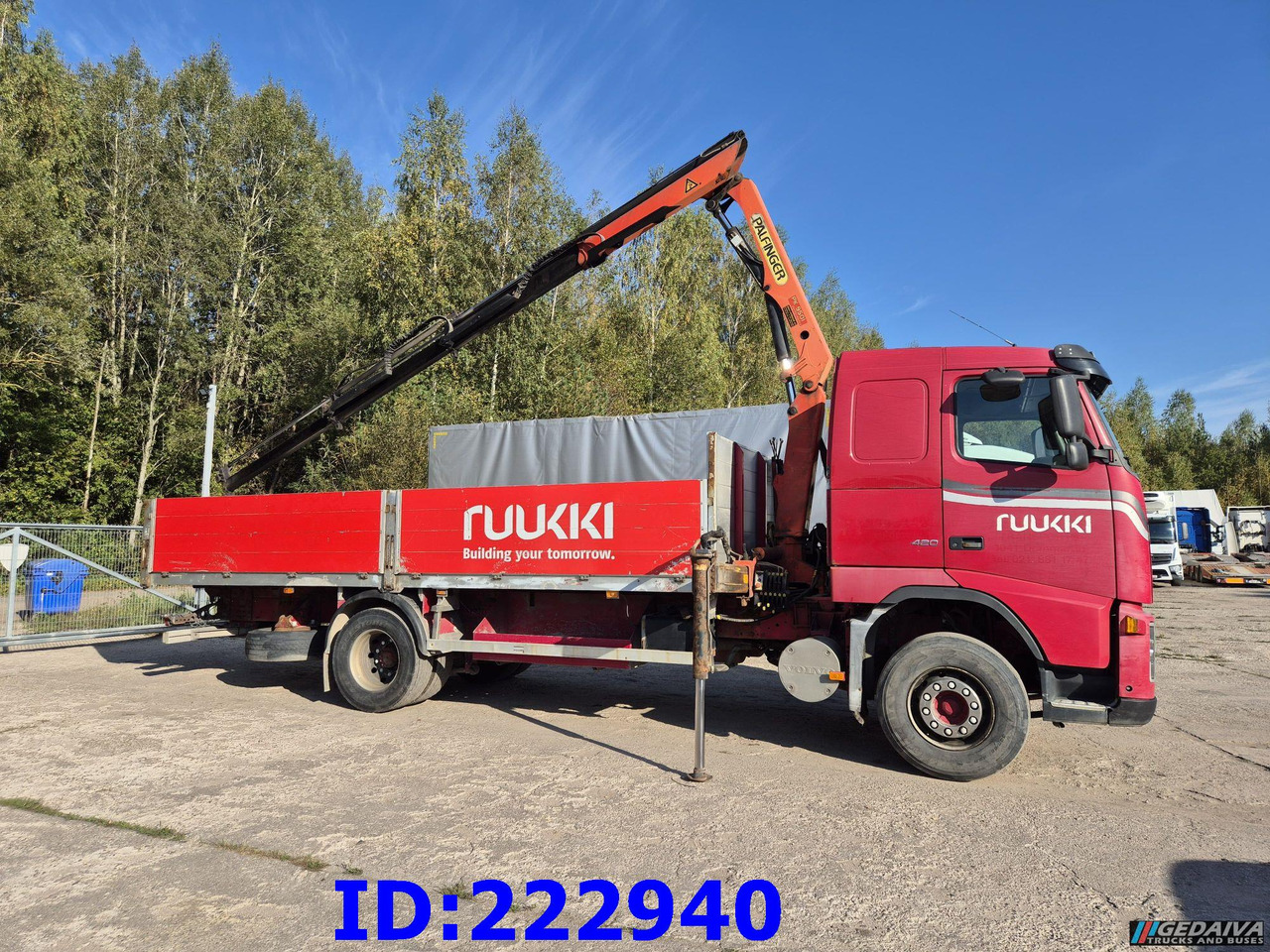 VOLVO FH12 420HP + Crane Palfinger PK9501 - Camion plateau: photos 4 VOLVO FH12 420HP + Crane Palfinger PK9501 - Camion plateau: photos 4