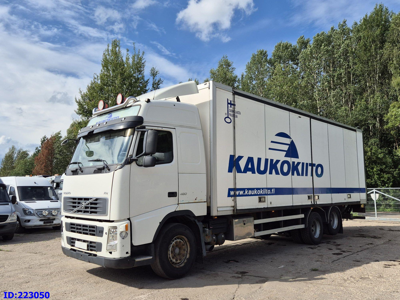 VOLVO FH13 480HP 6x2 Manual 10 tyres - Camion isothermique: photos 1 VOLVO FH13 480HP 6x2 Manual 10 tyres - Camion isothermique: photos 1